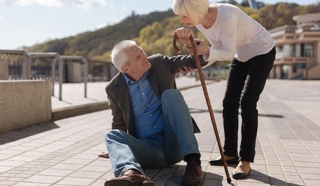 Alerta: idosos requerem atenção especial para evitar quedas